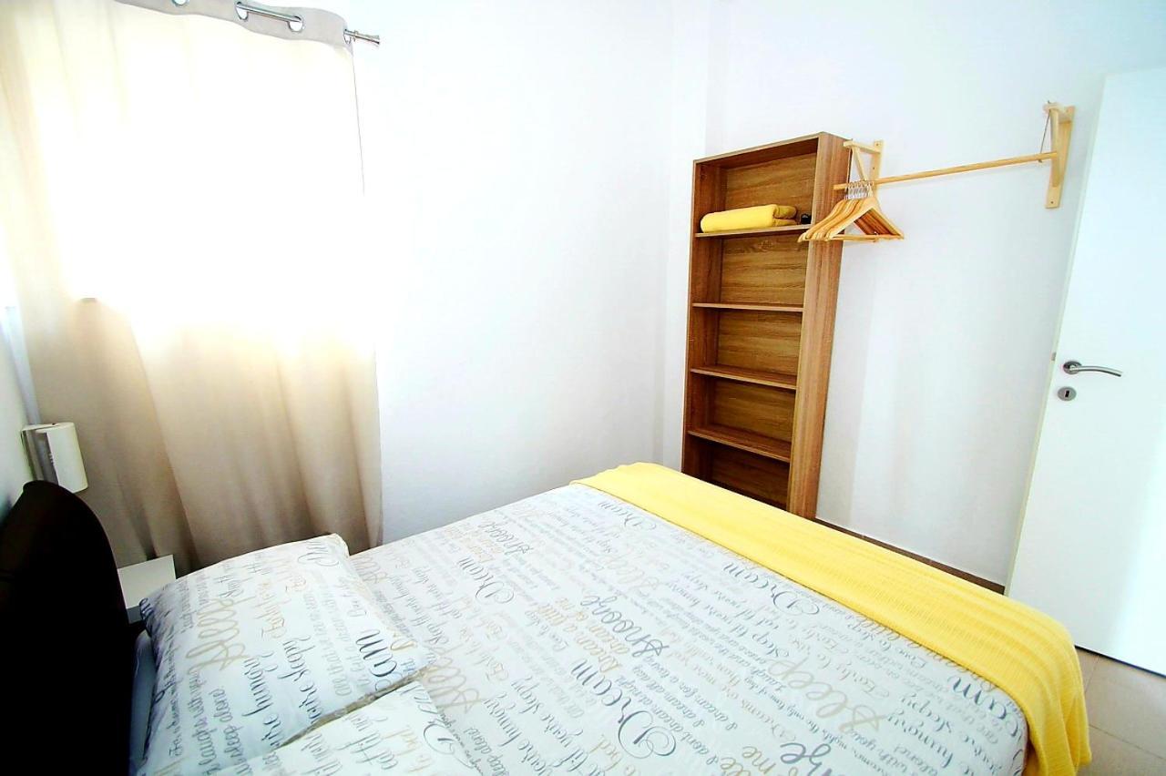 Apartments Petrovic Primošten Buitenkant foto
